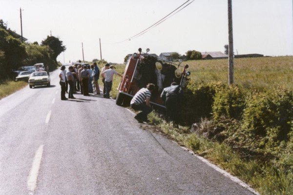 1969 Van Pelt in ditch
