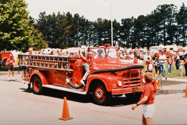 1952 International/Van Pelt Engine 1